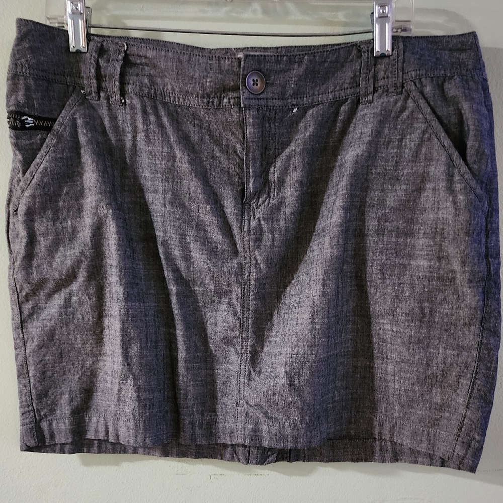 Converse One Star mini skirt, size 14